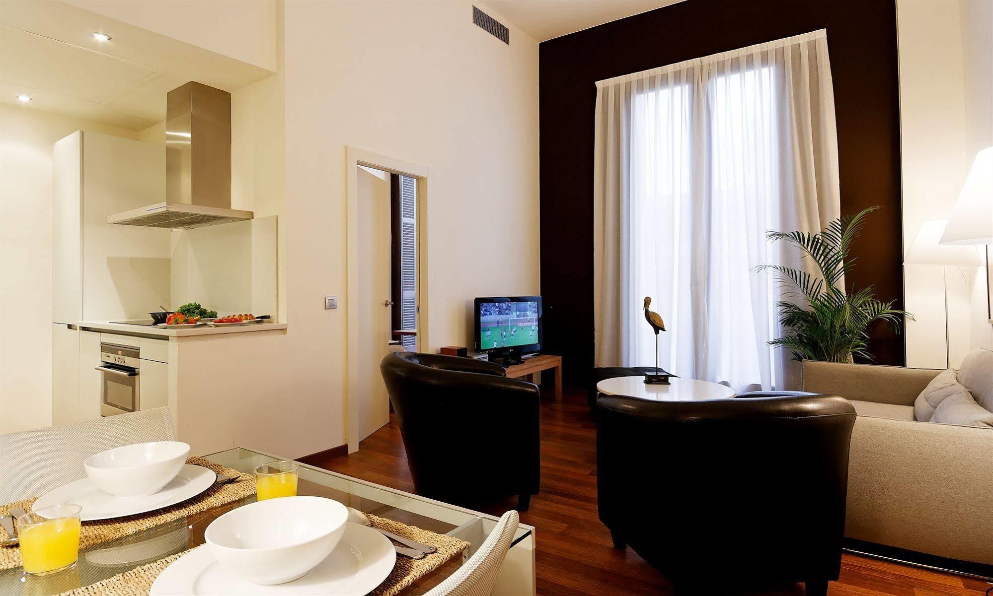 Inside Barcelona Apartments Mercat Экстерьер фото